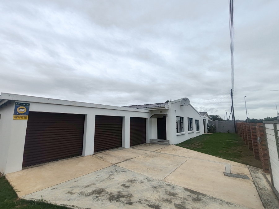 3 Bedroom Property for Sale in Windsor Park Eastern Cape